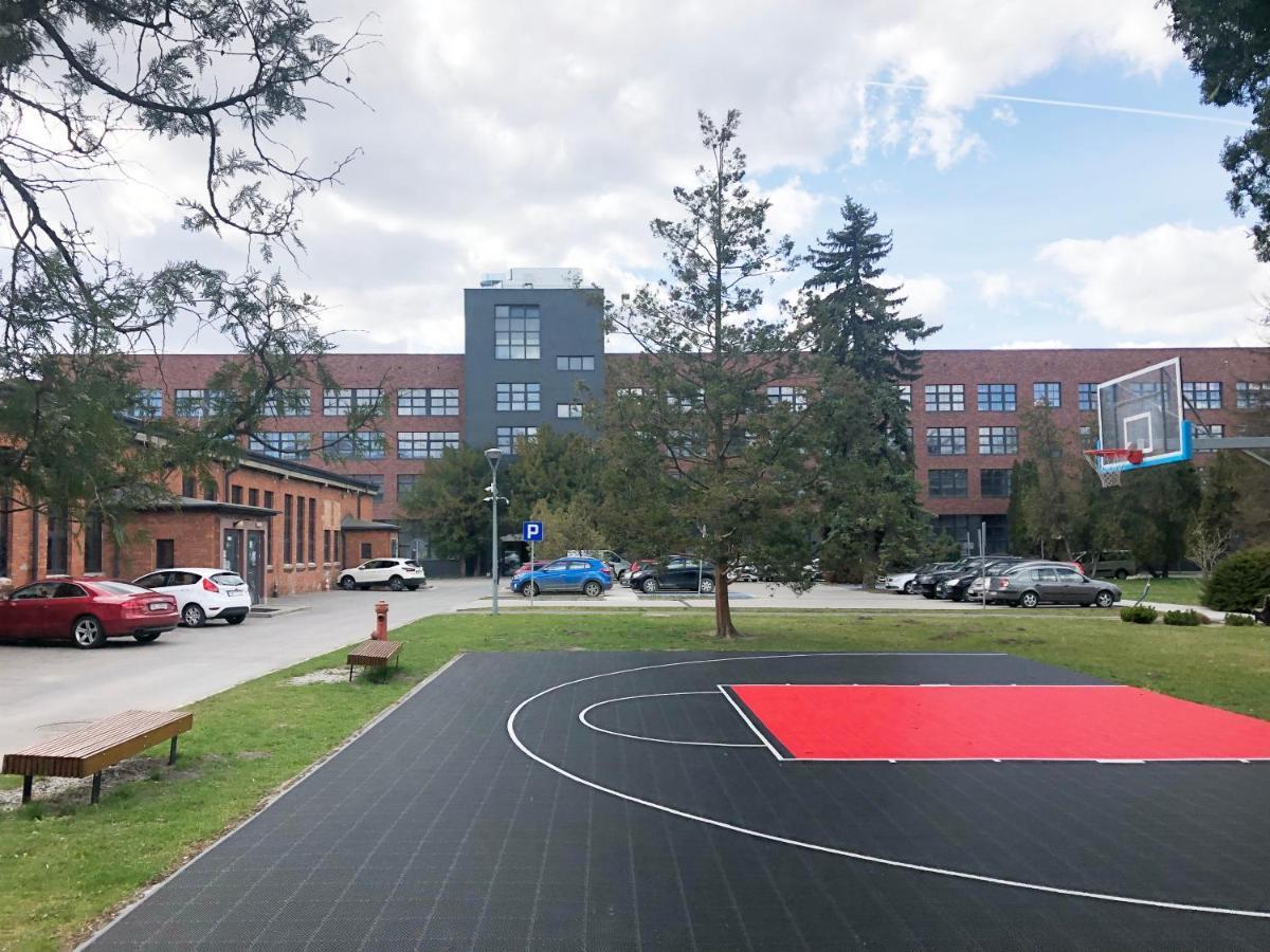 Apartimento Hydral Figo Wroclaw Bagian luar foto